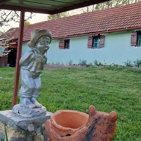La Sălaşul Fermecat în Cheile Carasului Iabalcea