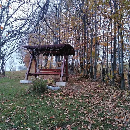La Salasul Fermecat In Cheile Carasului Lodge